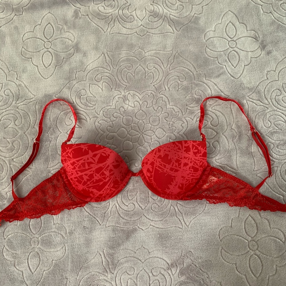 Sexy Red Calvin Klein